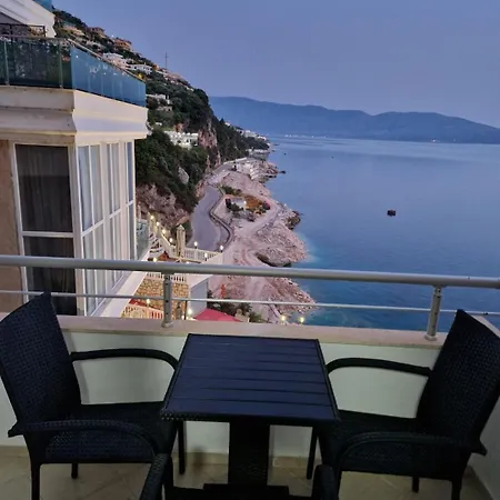 Apartment Borns Seaside Vlore